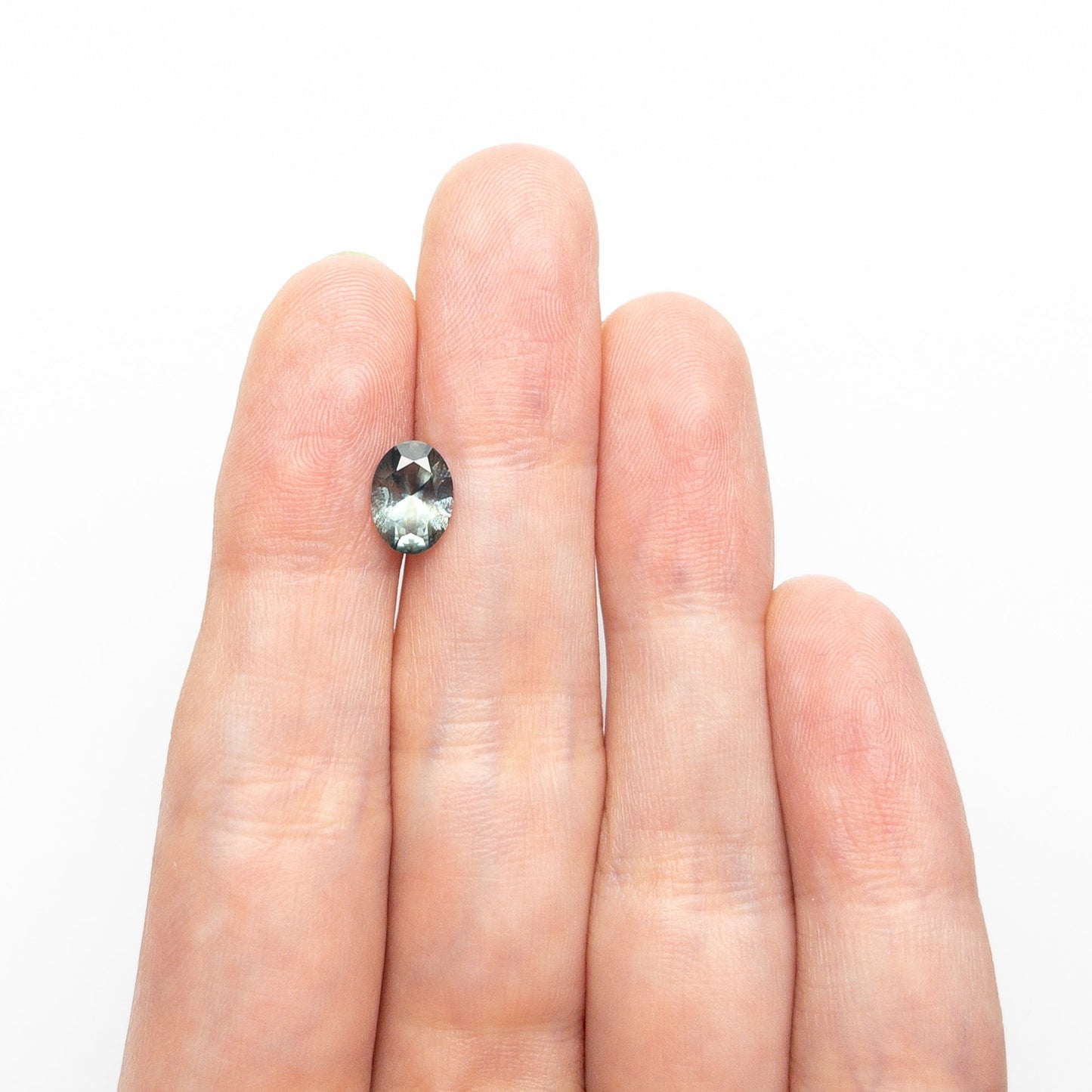 1.49ct 8.08x5.95x4.06mm Oval Brilliant Sapphire 26535-01