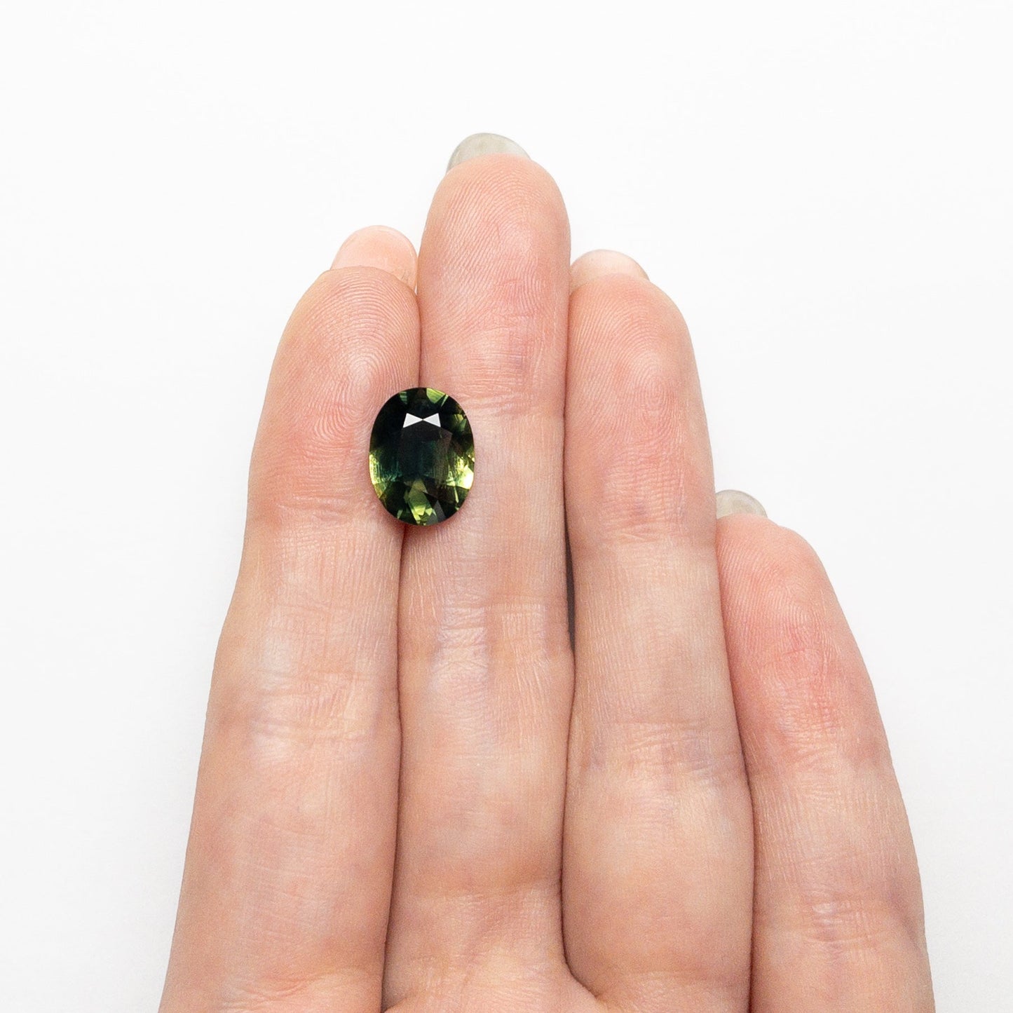 4.24ct 11.84x9.07x5.14mm Oval Brilliant Sapphire 26624-02