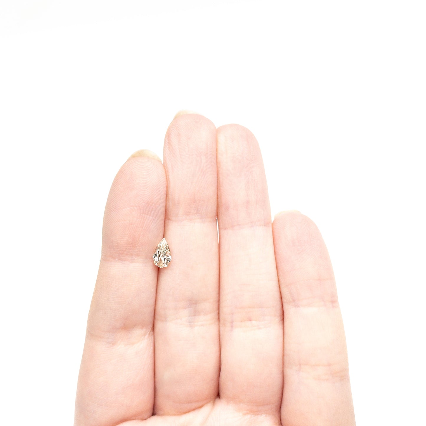 0.71ct 7.85x4.68x2.90mm VVS2 Q-R Geo Pear Step Cut πΏπ¦ 27364-15