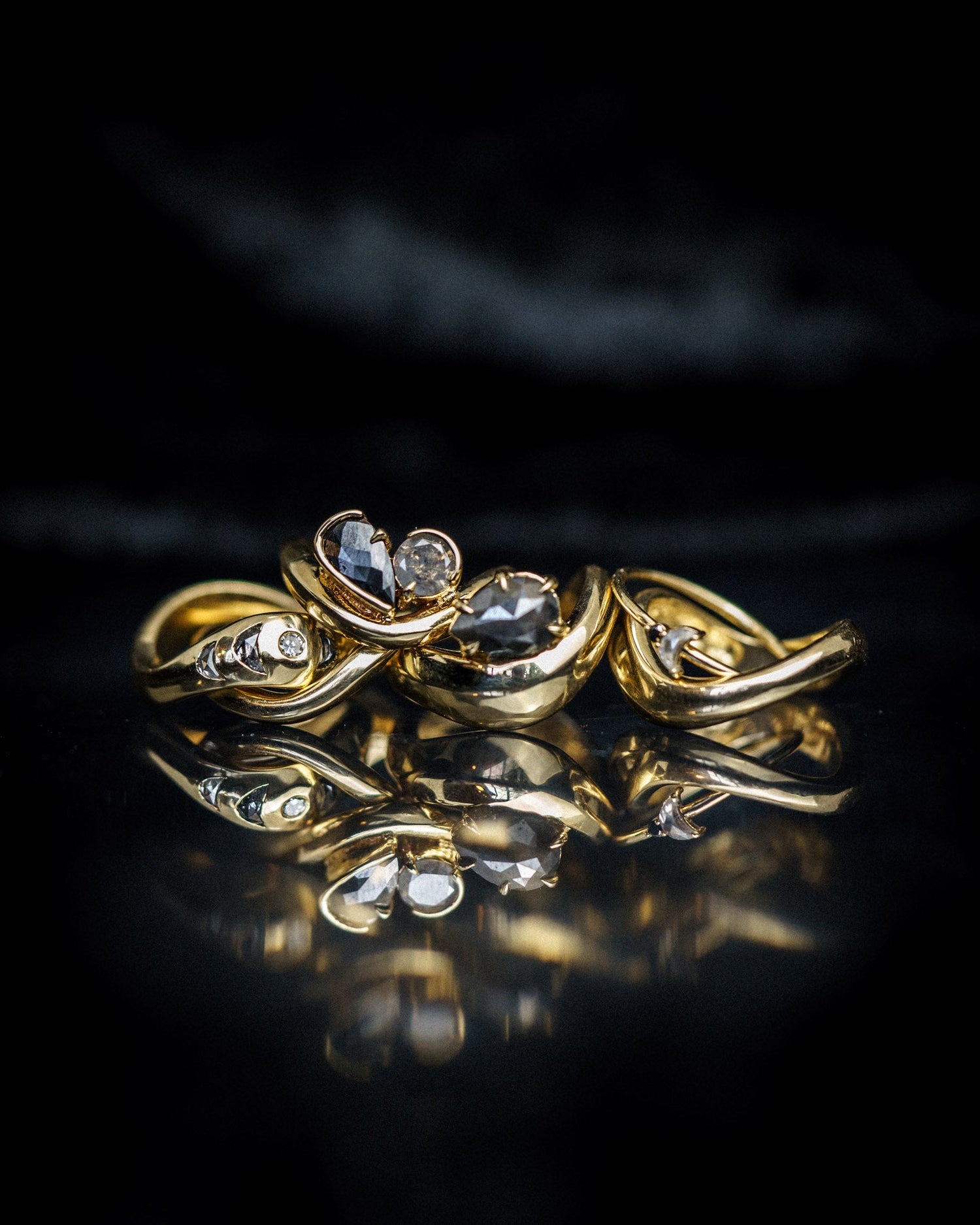 Lunamiszka Ring Collection
