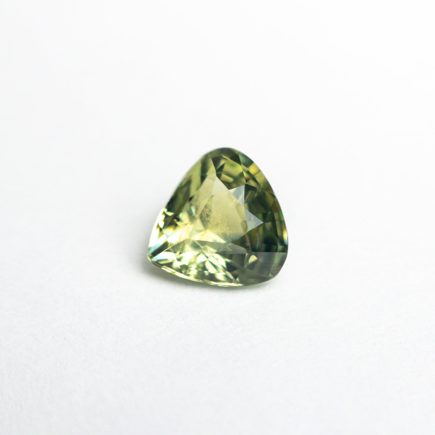 0.99ct 6.22x5.88x3.62mm Pear Brilliant Sapphire 19042-26