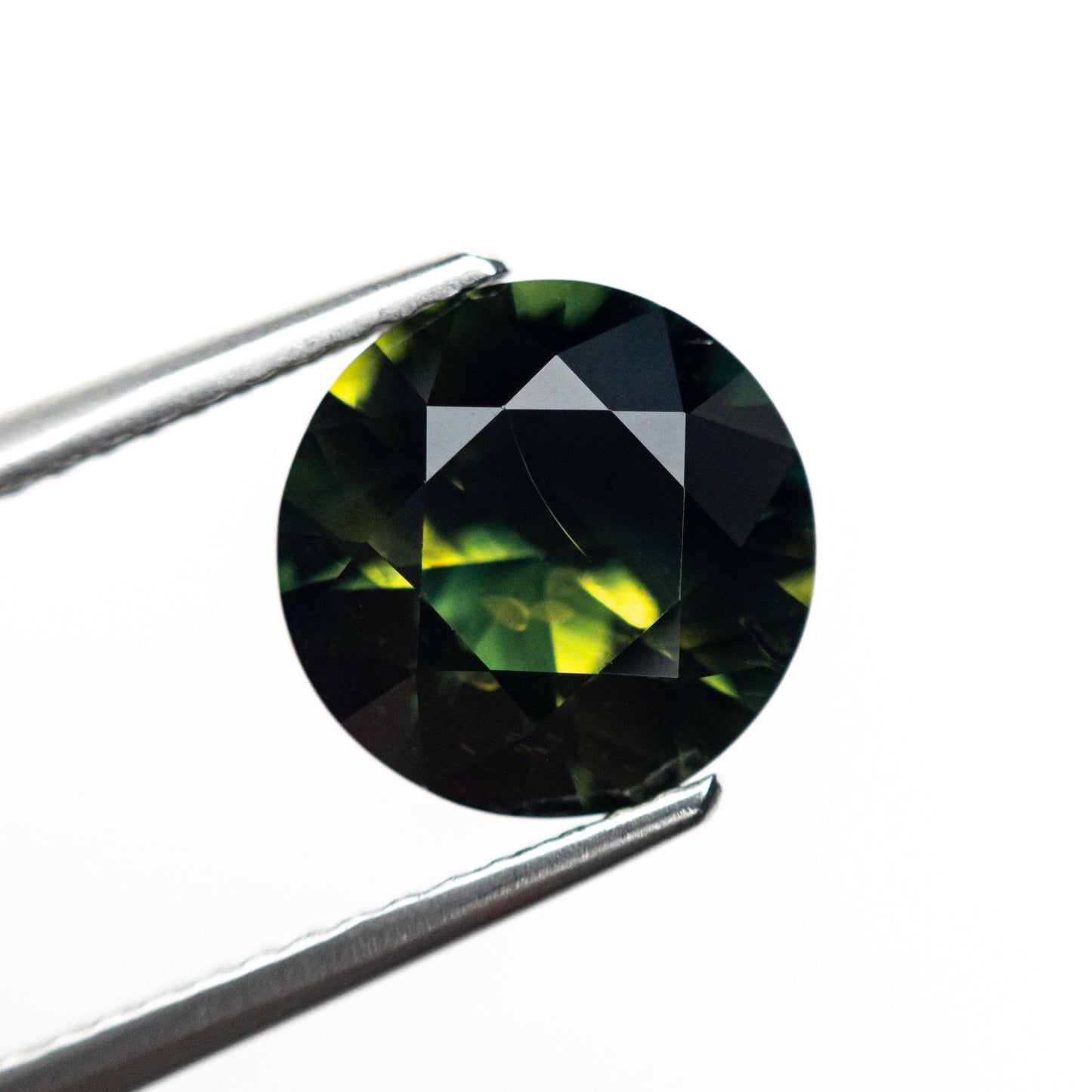 3.00ct 9.07x9.02x5.18mm Round Brilliant Sapphire 25373-01