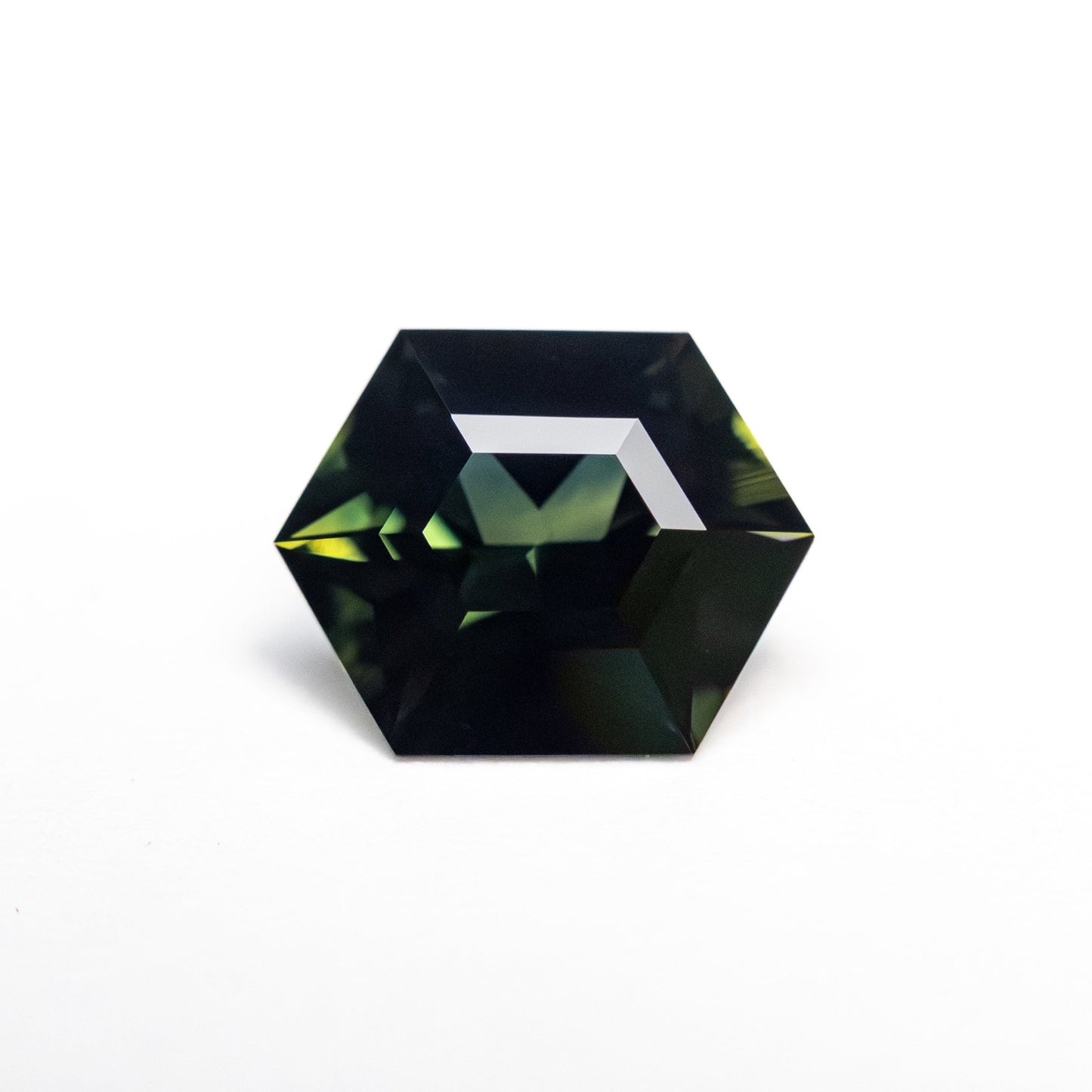 1.51ct 8.20x6.58x3.95mm Hexagon Step Cut Sapphire 26344-02