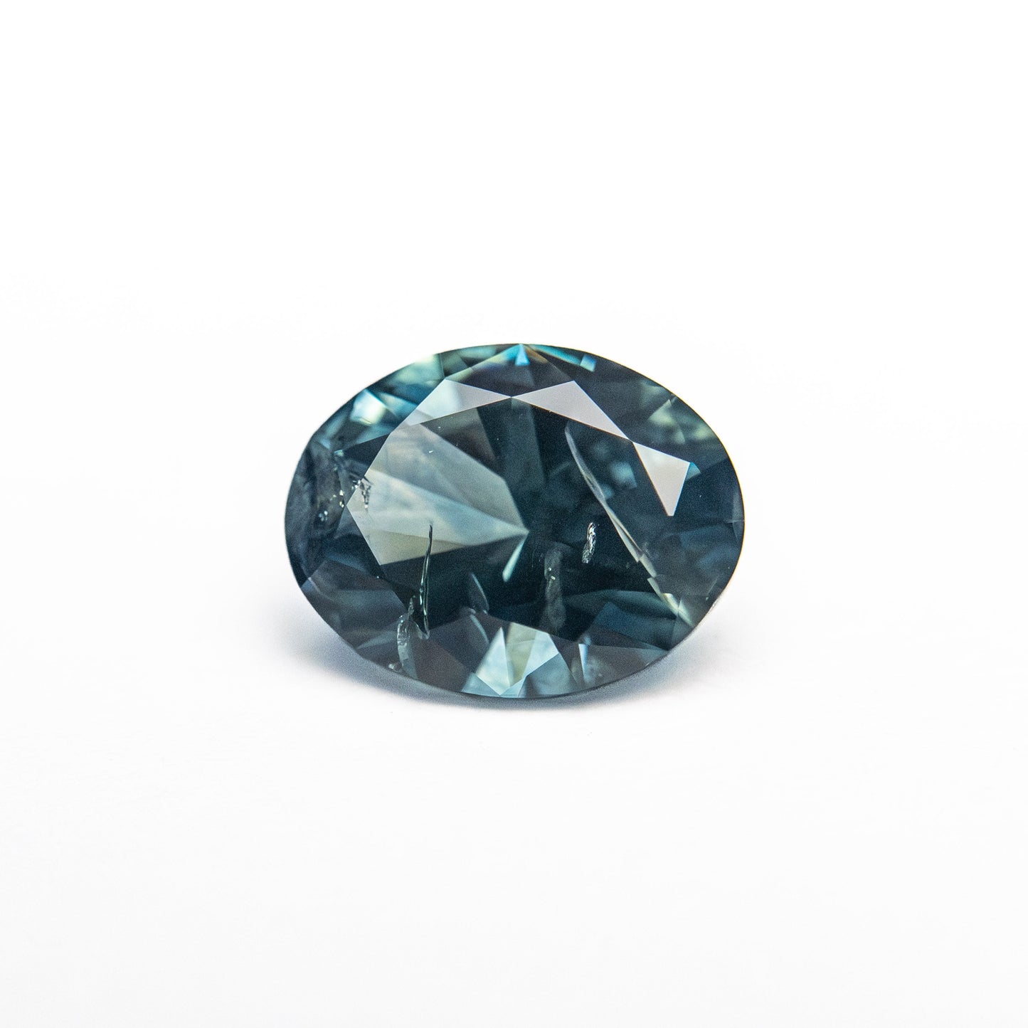 1.26ct 7.55x5.88x3.82mm Oval Brilliant Sapphire 26527-05