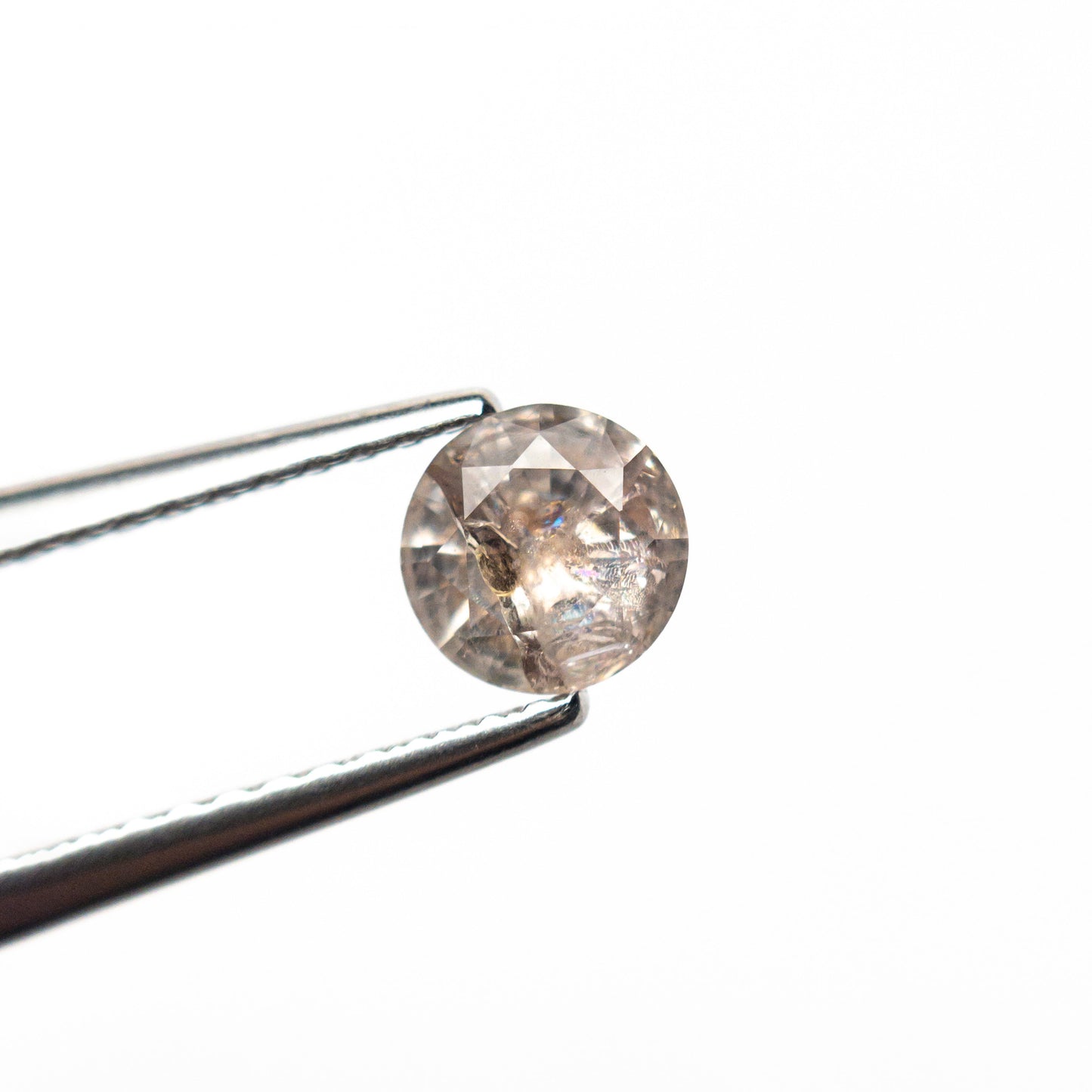 0.57ct 5.03x4.97x3.11mm Round Brilliant Sapphire 26556-05