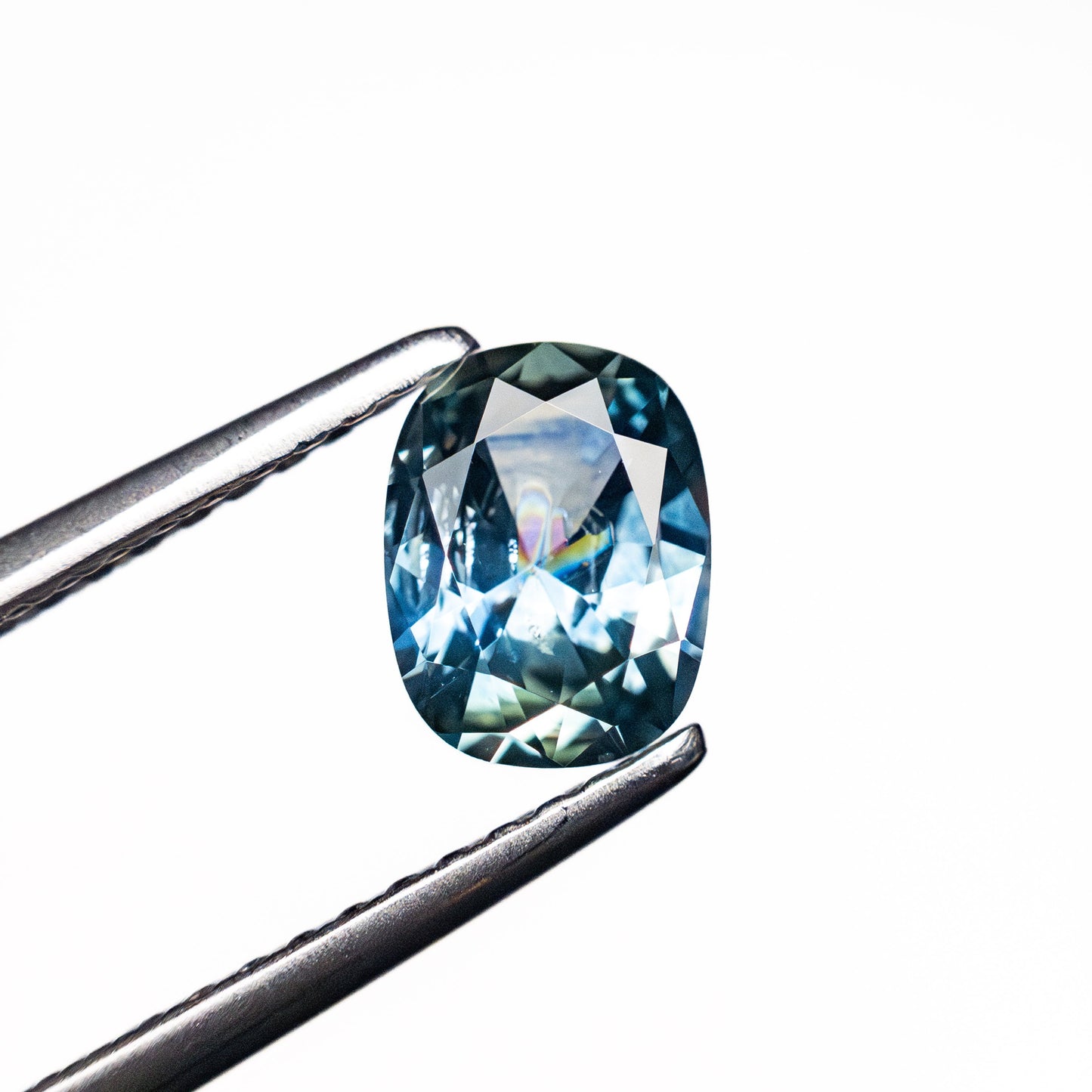 0.89ct 6.58x5.01x3.28mm Cushion Brilliant Sapphire 26673-09