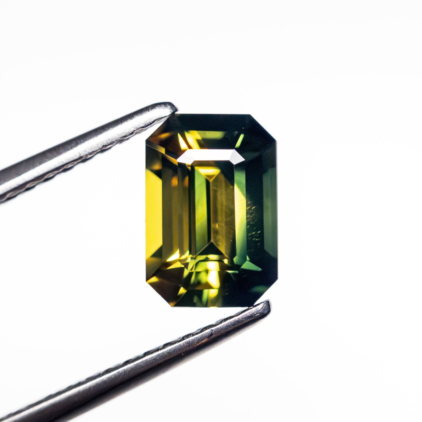 1.55ct 7.36x5.24x4.02mm Cut Corner Rectangle Step Cut Sapphire 26722-02