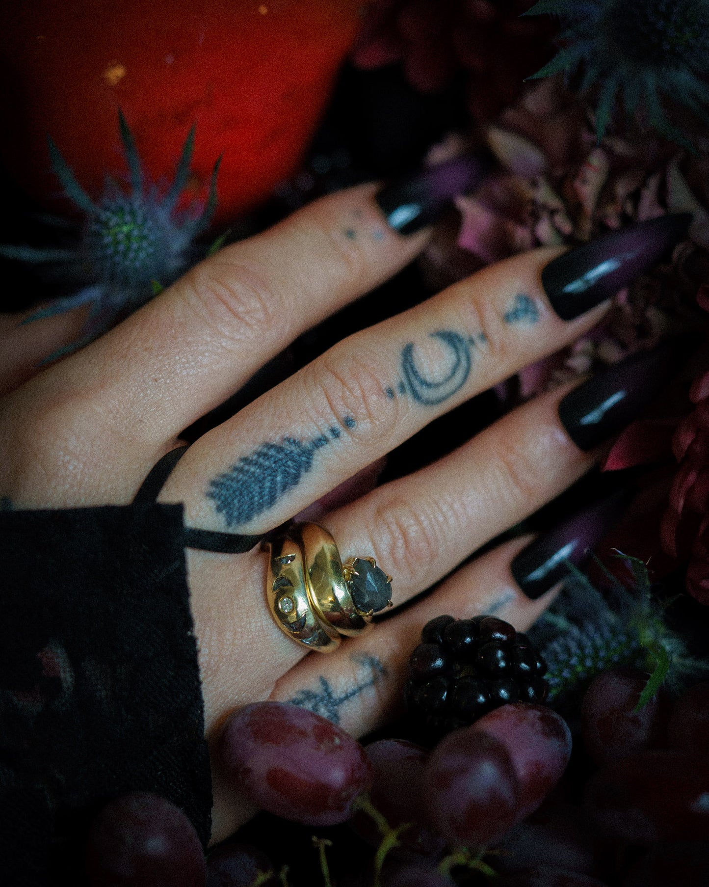 Maevyth Solitaire with pear salt & pepper diamond